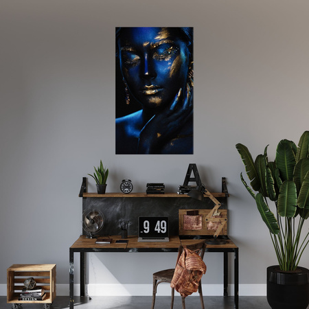 Leinwandgemälde Nachdenkliche Frau mit Goldschmuck 80x120 cm