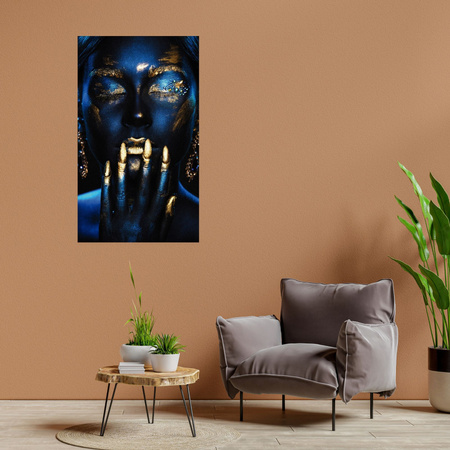 Leinwandgemälde Posing Woman Golden Fingers Art 80x120 cm